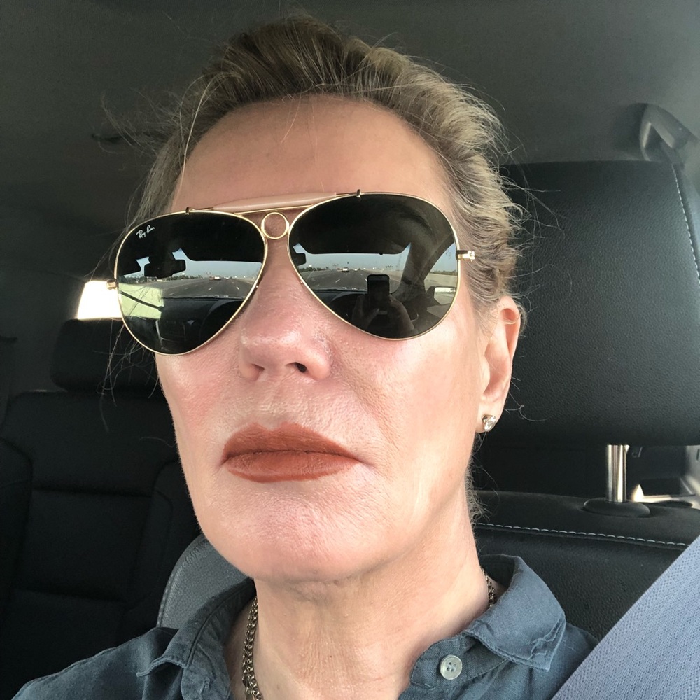 Meet your Posher, Diane